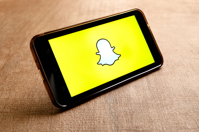 ملصقات سناب شات ابرز الانواع وكيفية القيام بملصق خاص