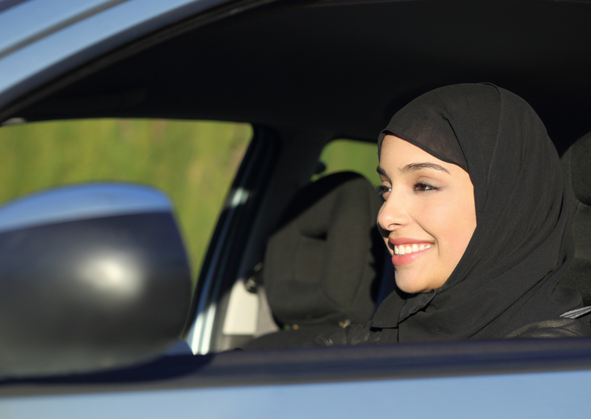 قيادة المرأة السعودية للسيارة "ستقلل من وقوع الحوادث"