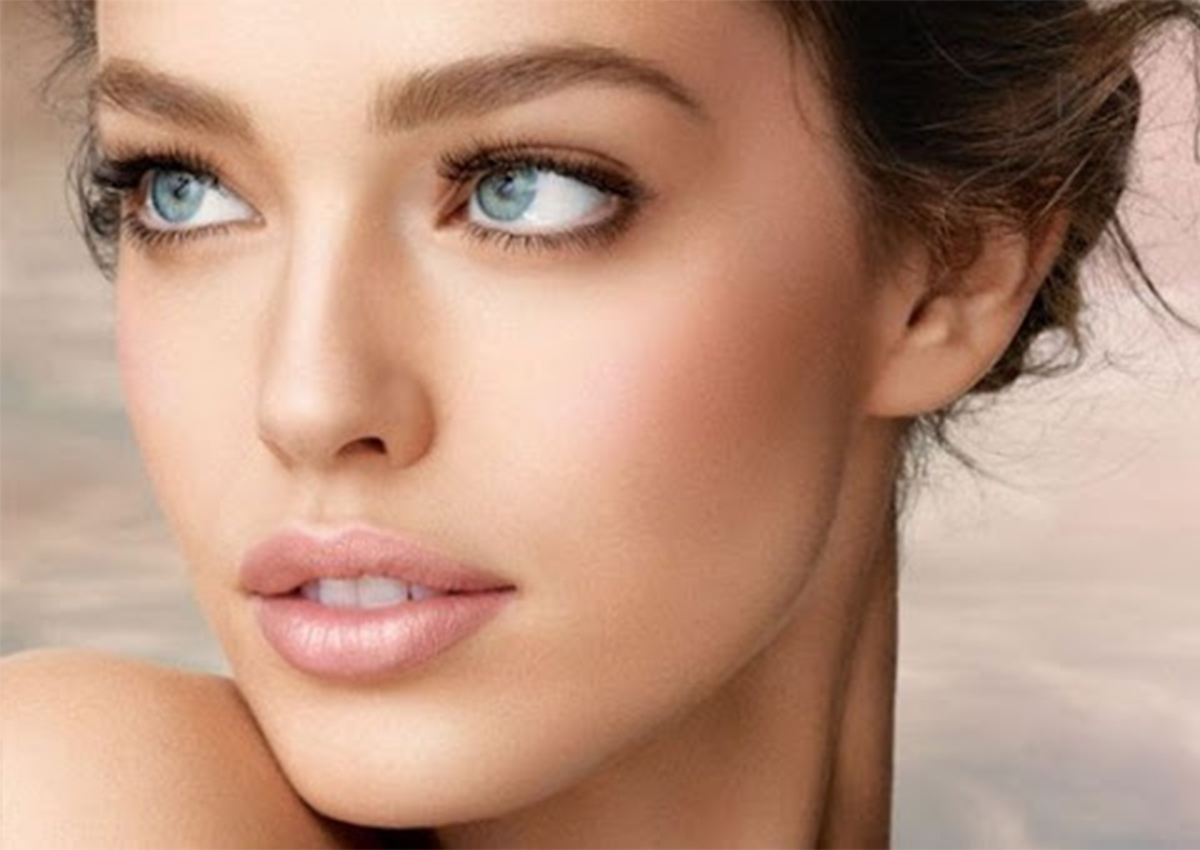 اسماء انواع المكياج الناعم وطريقة تطبيقه