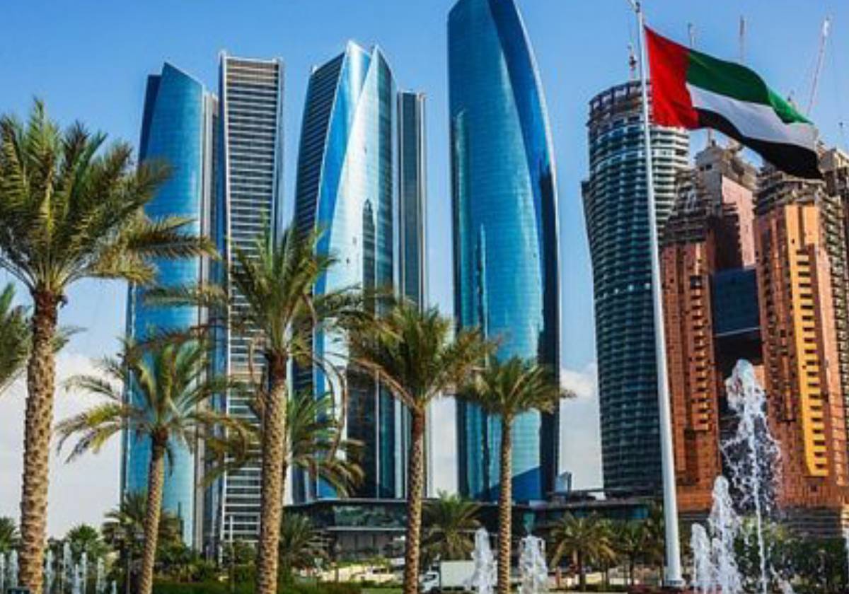 أكبر مختبر في الامارات