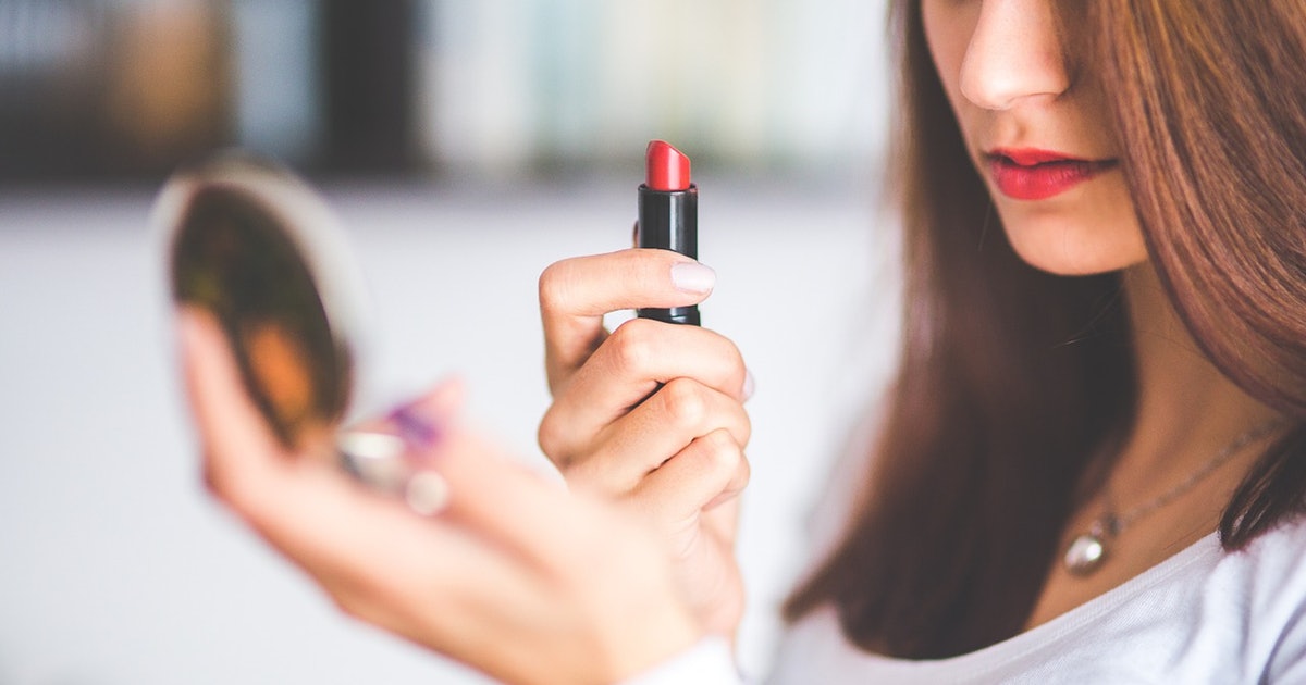 طرق رسم الشفايف وابرز الخطوات