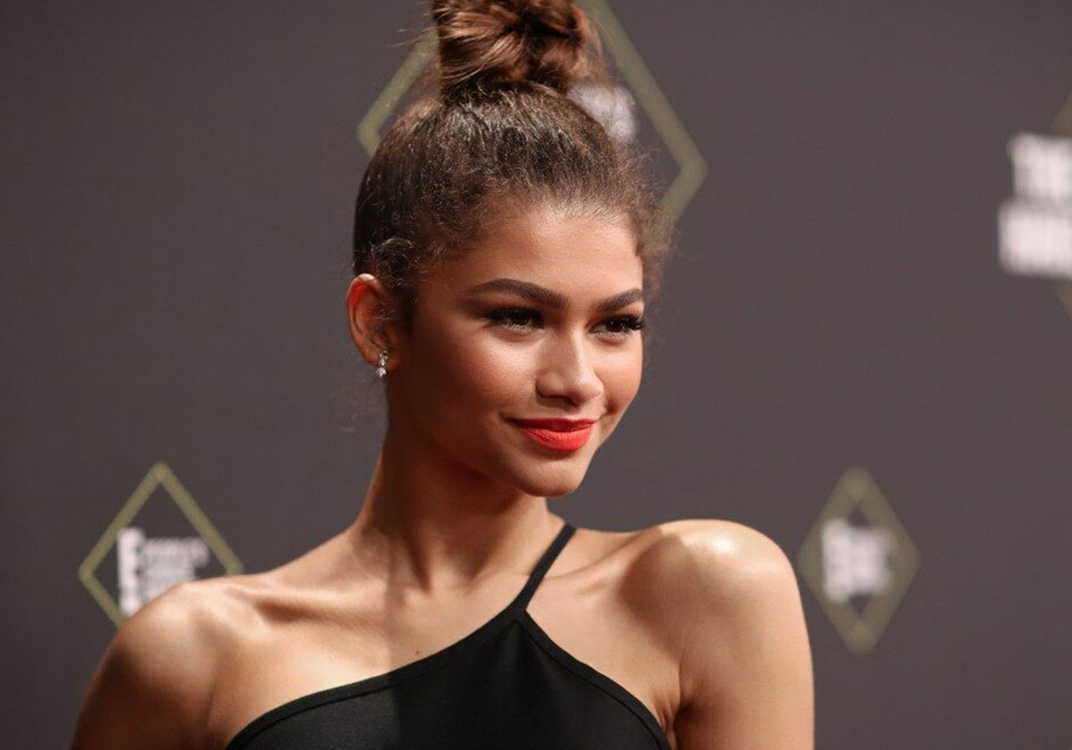 أبرز إطلالات النجمات في حفل People`s Choice Awards 2019