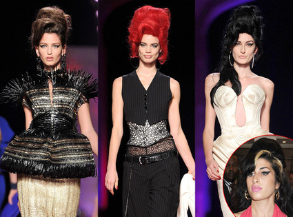 إيمي واينهاوس تظهر في عرض أزياء Jean Paul Gaultier
