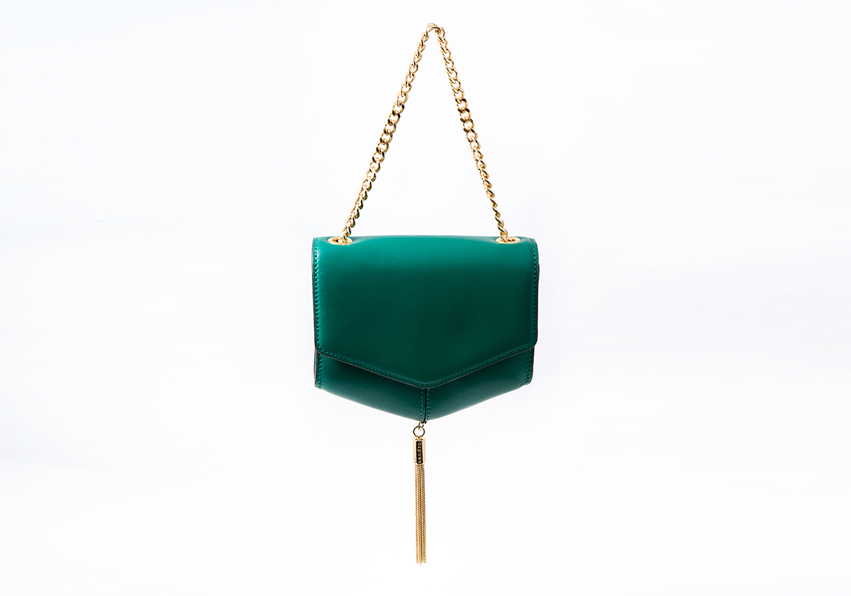 تعرفي على حقيبة The LOU BAG الجديدة من علامة Sandro