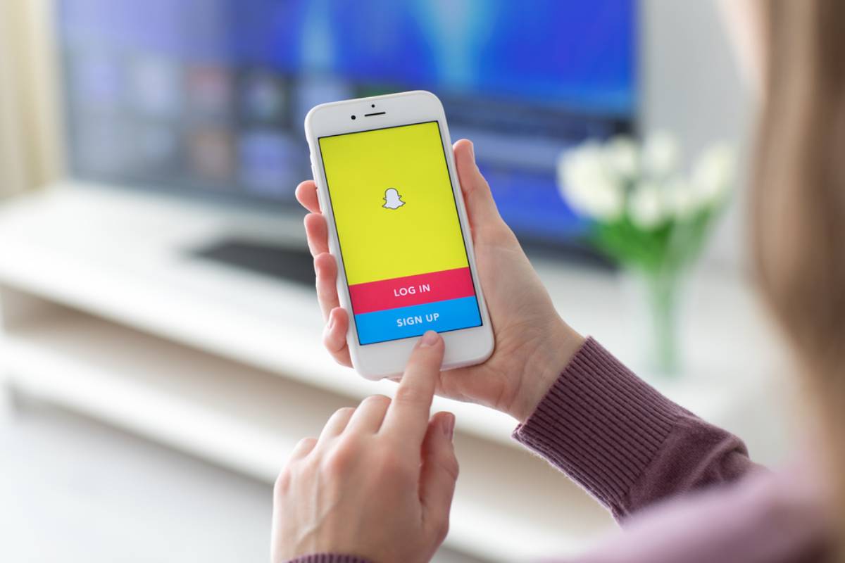 كيف ادخل سناب شخص بدون مايدري