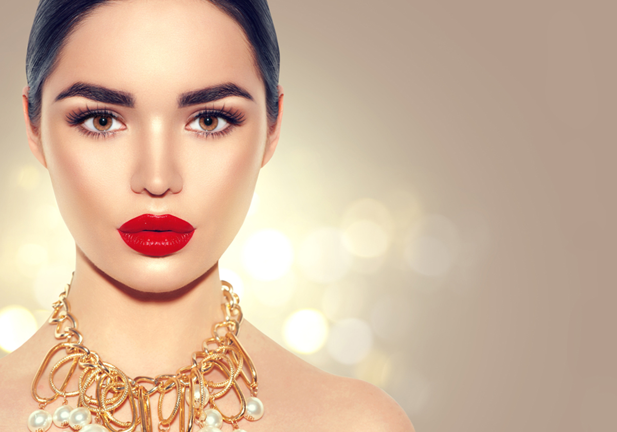 مستحضرات تجميل عالمية تحتفي بعيد الحب