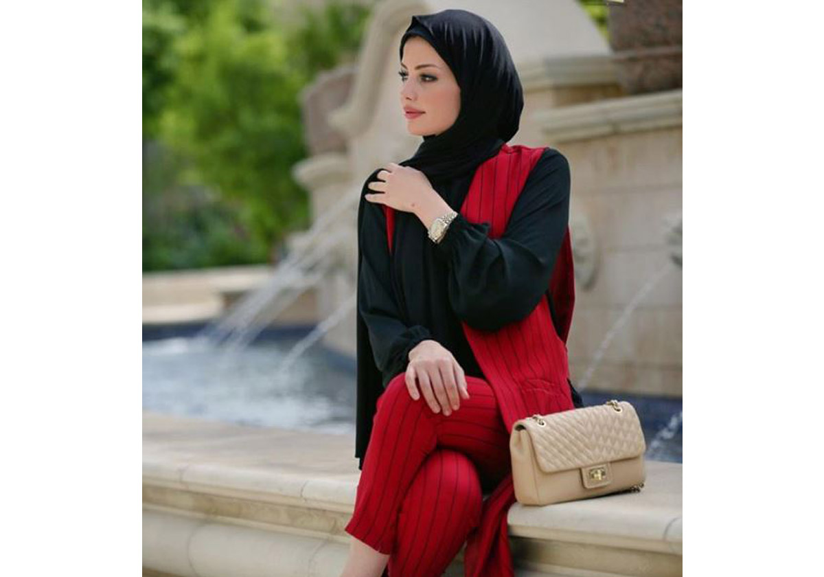 الاقمشة المقلمة او المطبعة للمراة المحجبة