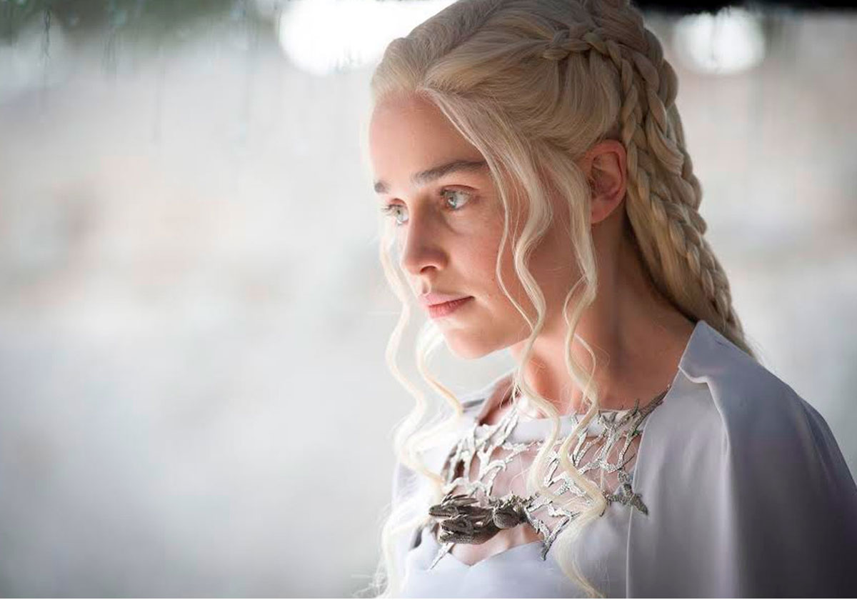 بطلة مسلسل Game of Thrones تظهر بلوك جديد فهل يلمح مظهرها بما سيحصل في الموسم الثامن؟