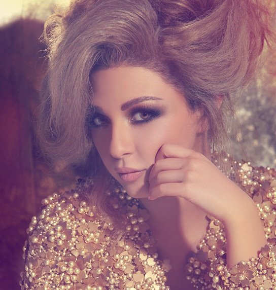 ميريام فارس...إطلالة ماكياج طبيعيّة لافتة