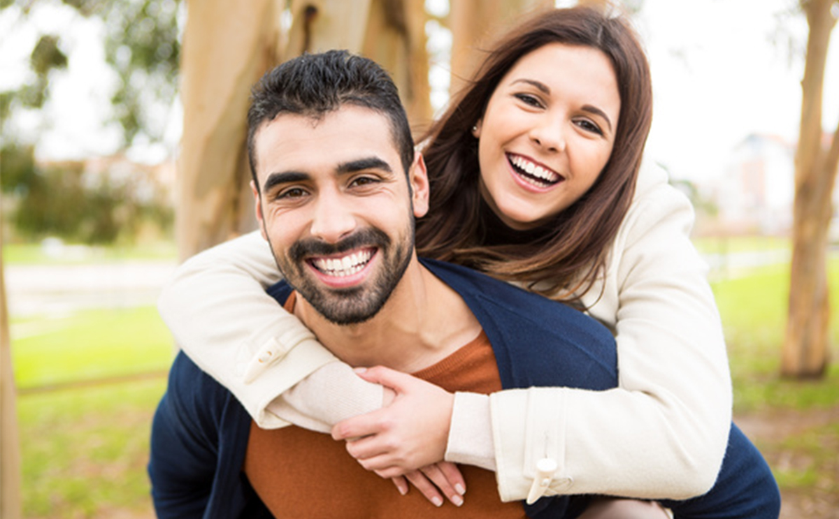 مع من يتوافق برج الدلو الرجل في الحب وما هي صفاته