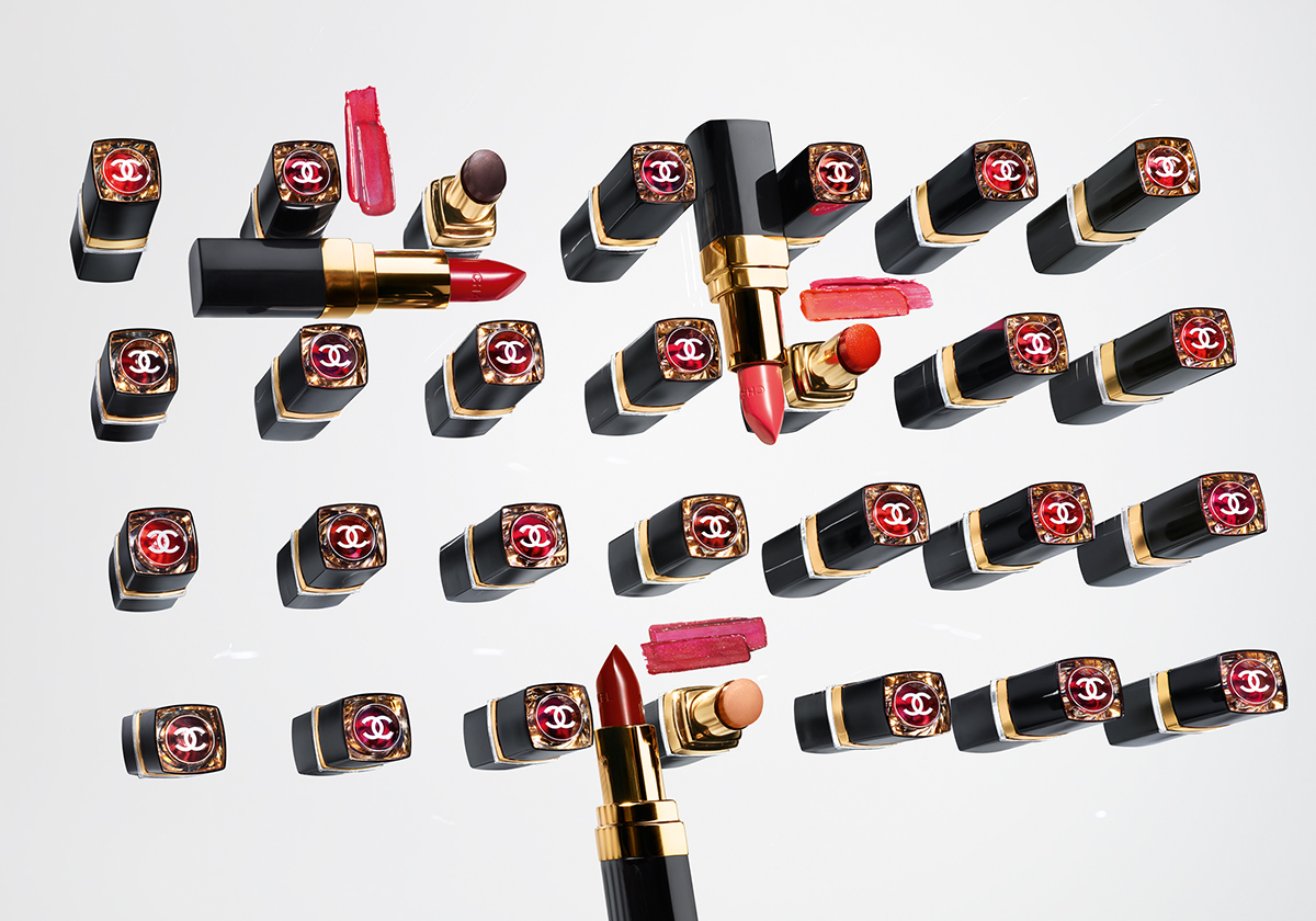 Rouge Coco Flash: أحمر شفاه CHANEL بانتظار تألّقك! 