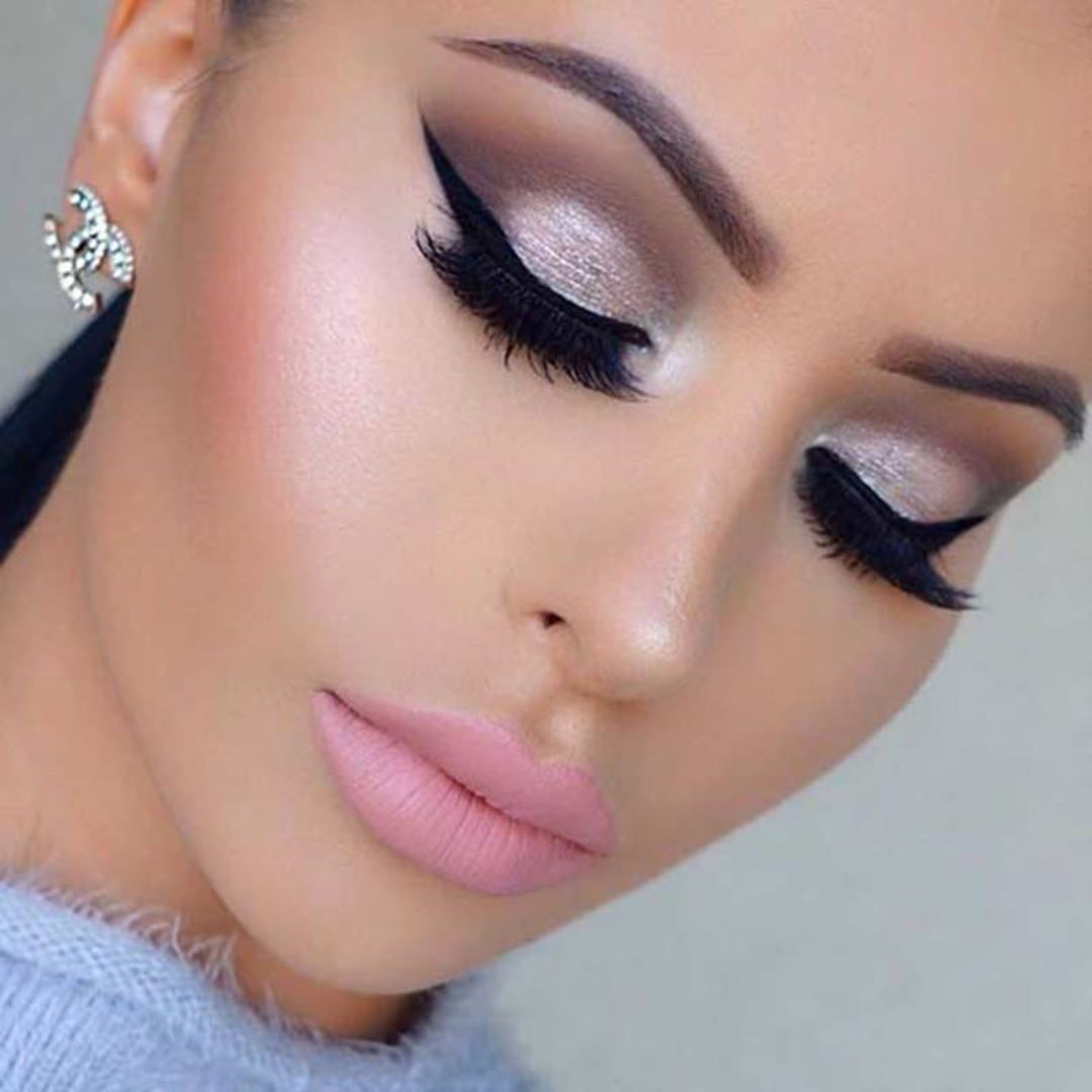 صور مكياج موف وفضي
