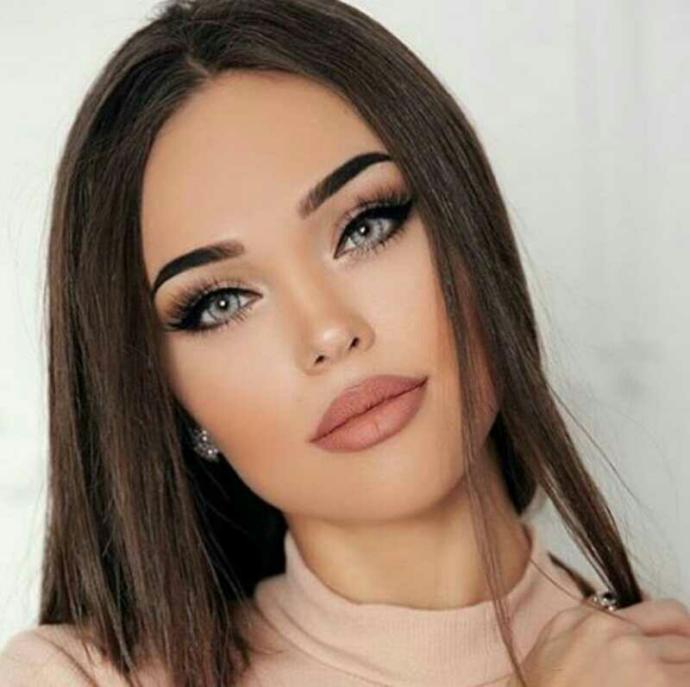 مكياج لحمي فخم وخفيف بالصور والخطوات
