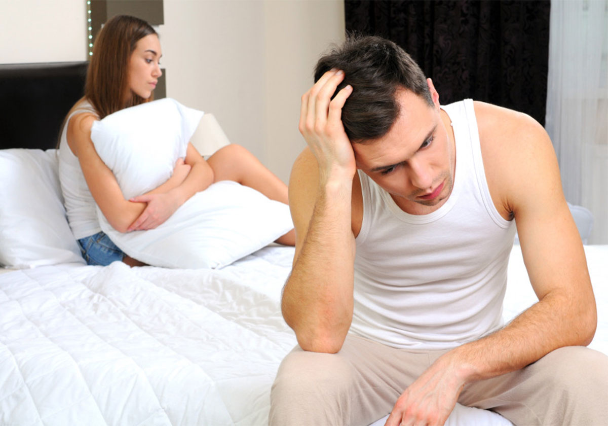 أما زال شريكك يفكر بحبيبته السابقة؟ 4 علامات تدل على ذلك!