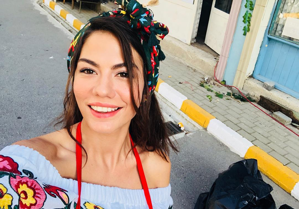 ديميت أوزدمير تدفع لغوغل مقابل إزالة جميع أخبارها العاطفية!