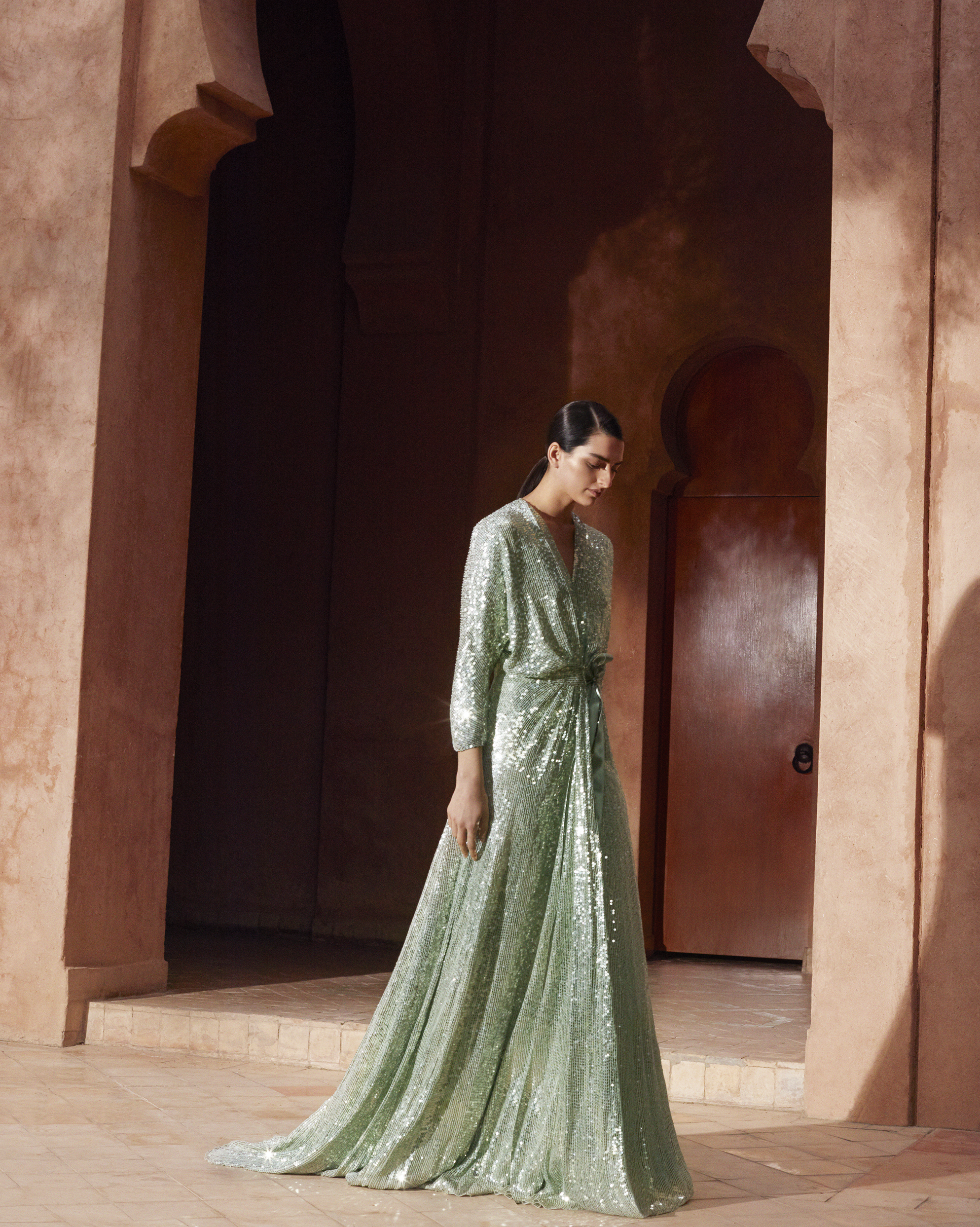 فستان الترتر من Net a porter لشهر رمضان
