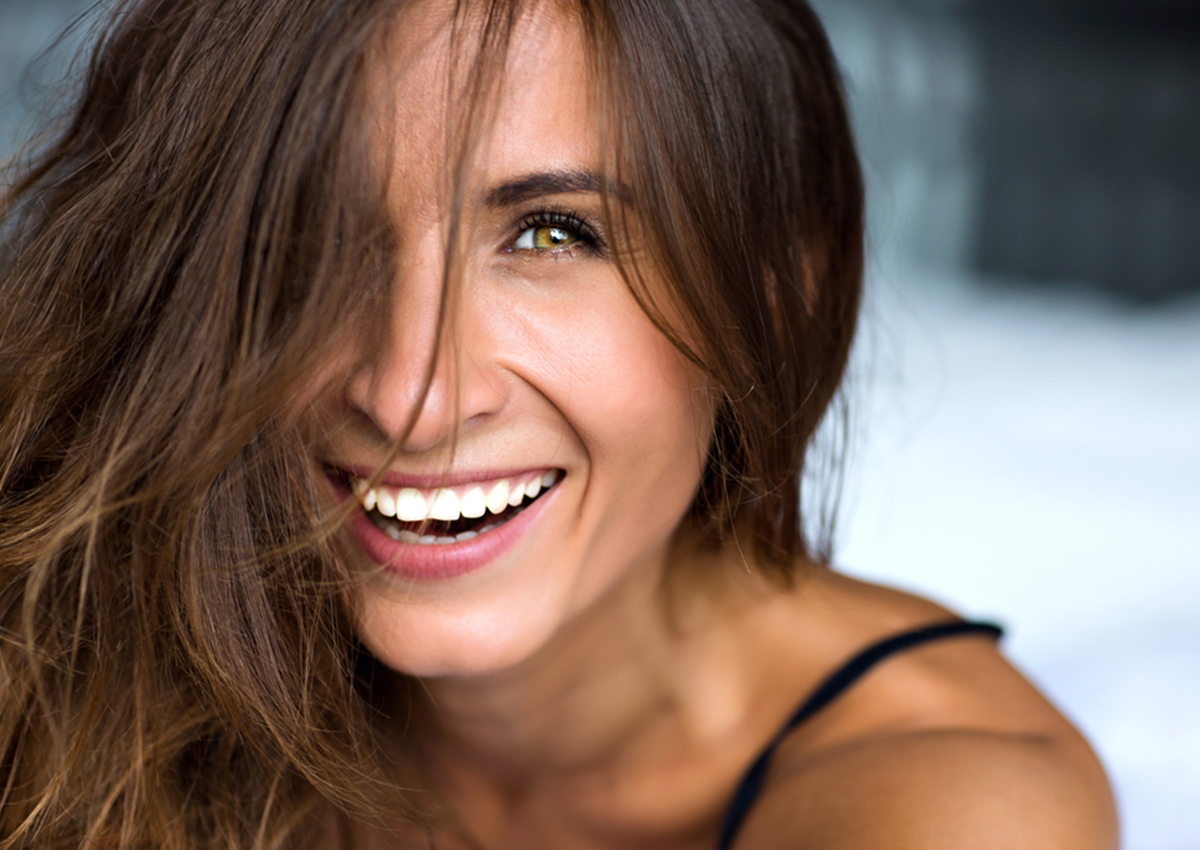 أمر في شخصية المرأة لا يمكن لأي رجل مقاومته فهل تملكينه