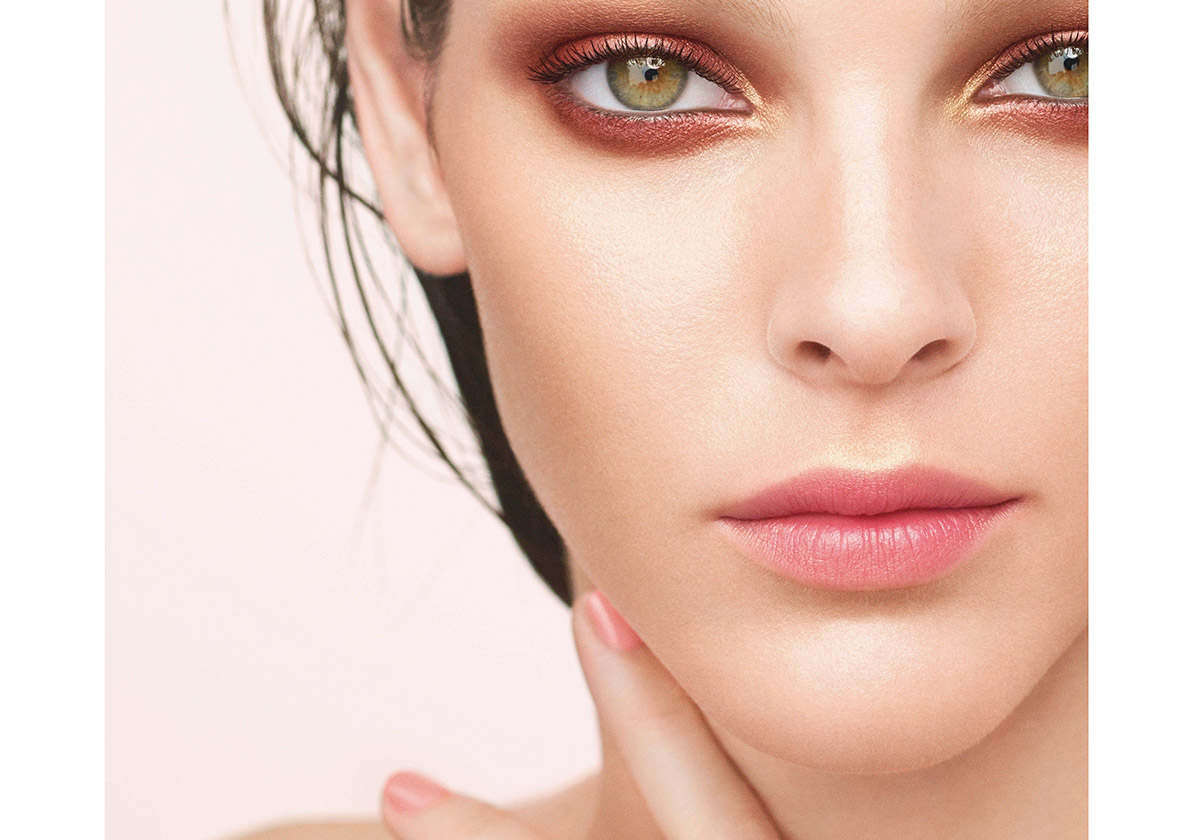 مجموعة Éclat Et Transparence De CHANEL لإطلالة رقيقة وجريئة في آن
