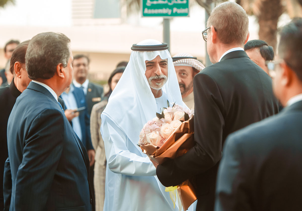 الشيخ نهيان مبارك آل نهيان يحضر الافتتاح