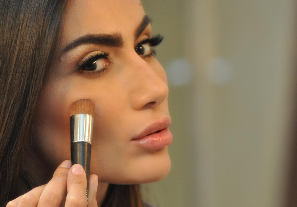 تعرفي على اطلالات المكياج المفضلة لدي