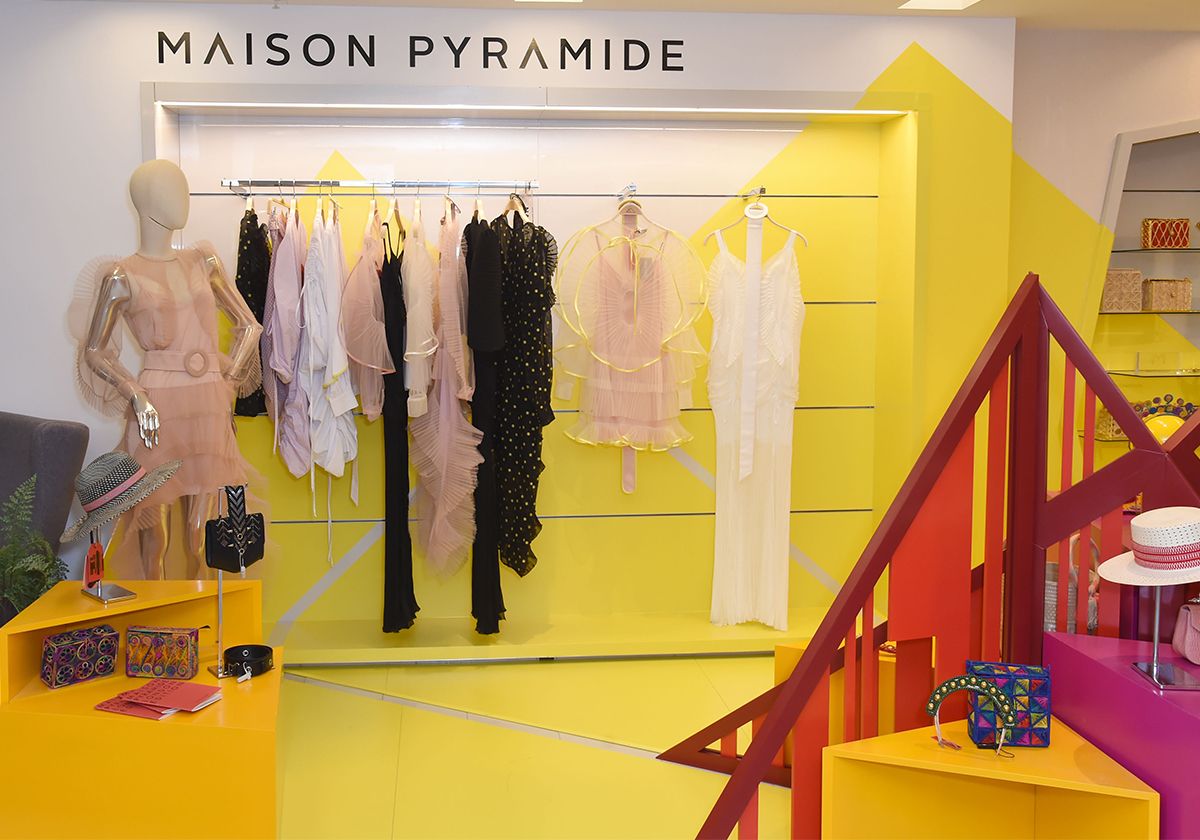 Maison Pyramide بوب آب في متجر هارفي نيكلز لندن