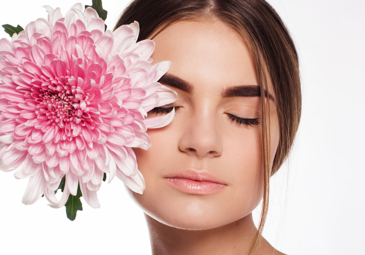 عطور زهرية مميزة في شهر التوعية من سرطان الثدي