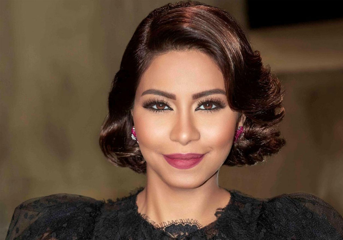 شيرين عبد الوهاب تغيّبت عن جنازة والدها لهذا السبب!