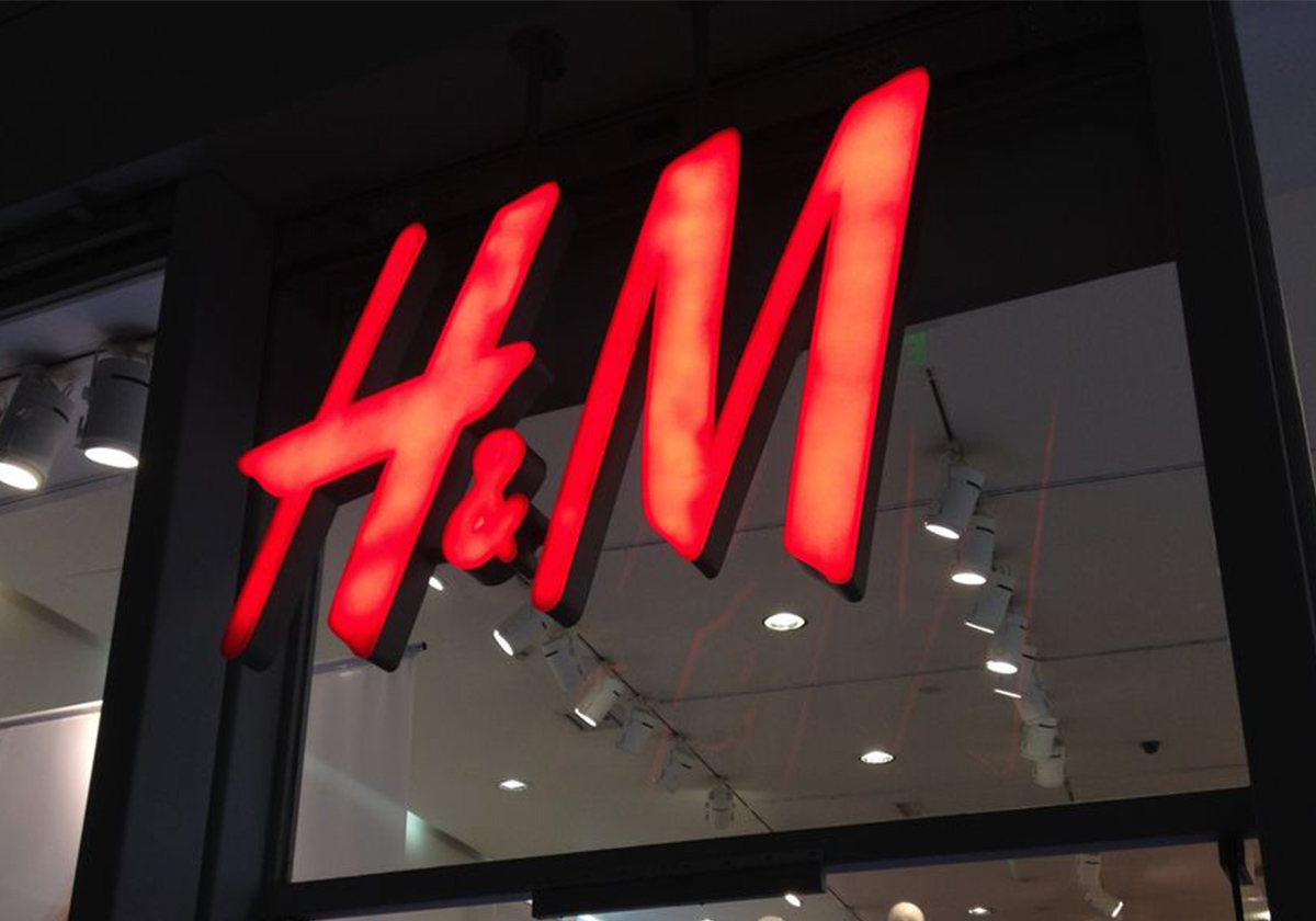 حمالة صدر من H&M لمن انتصرت في مرض سرطان الثدي