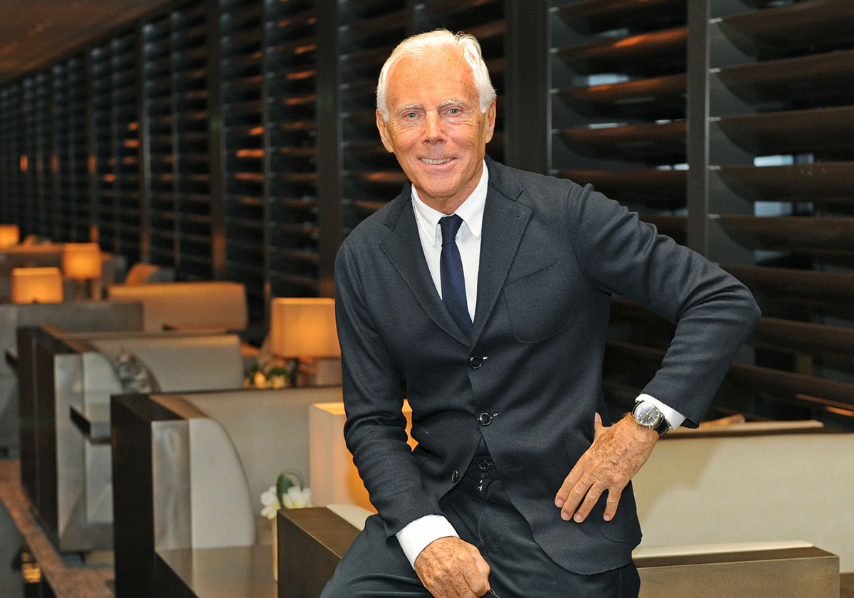 مجموعة Armani تستانف عملها بامان ضمن تدابير وتطلق مبادرات جديدة