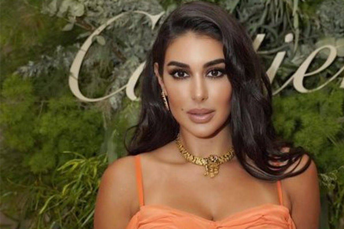الشبه يجمع ياسمين مع نجمتين الأولى عربية والثانية أجنبية