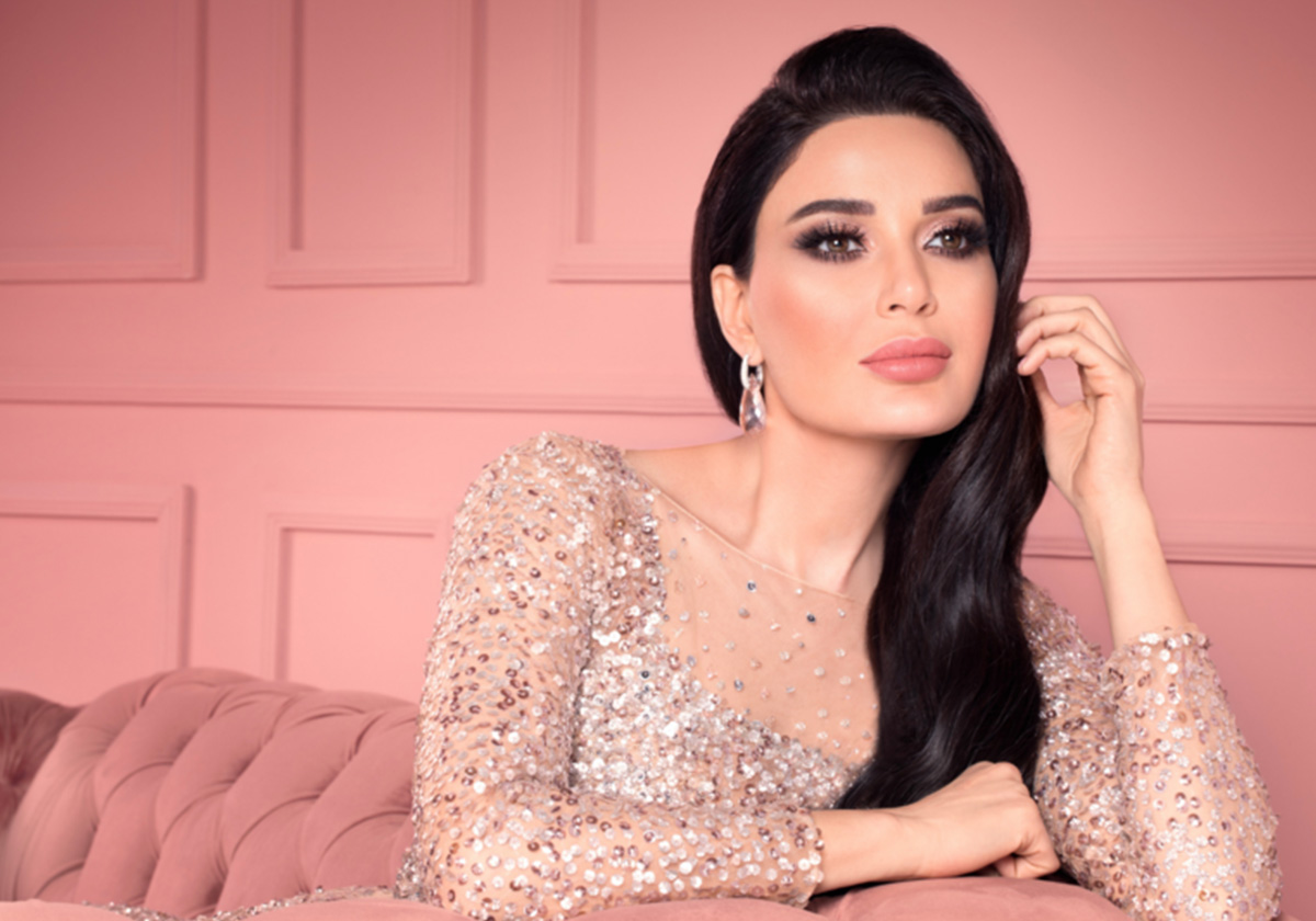 سيرين عبد النور تتألّق بفستان زهير مراد في The Voice