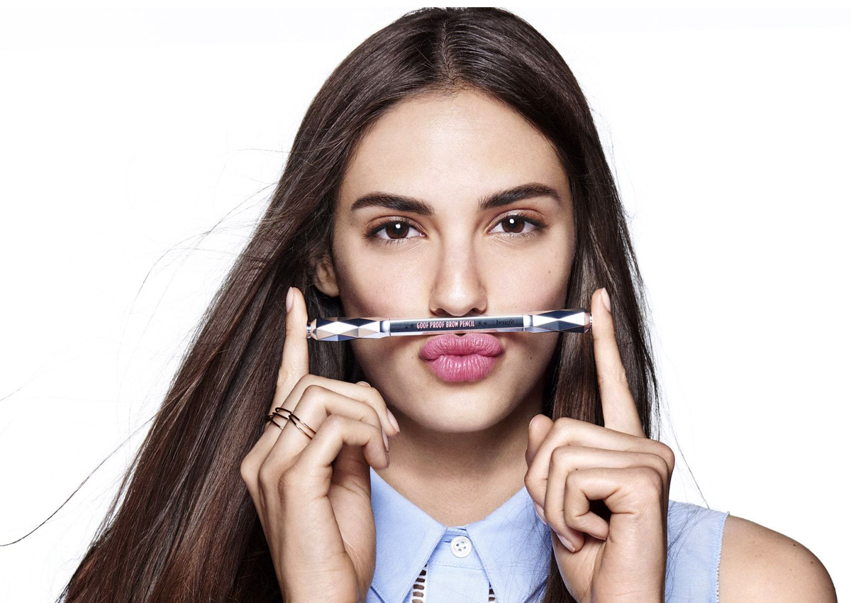 مجموعة مستحضرات حواجب اختارتها لك Benefit لأجمل إطلالة في عطلة العيد