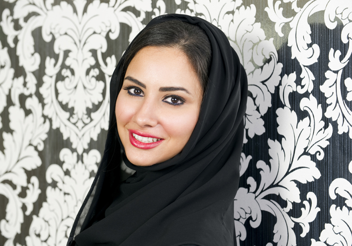 لهذه الأسباب المرأة الإماراتية هي أجمل النساء