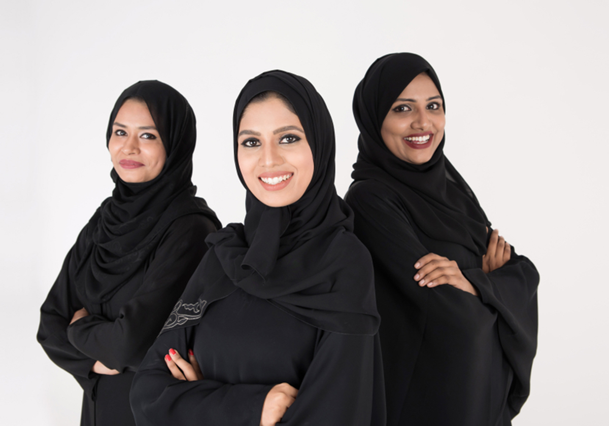 المرأة السعودية إلى الغناء بعد عقود طويلة من تحريم "صوتها"