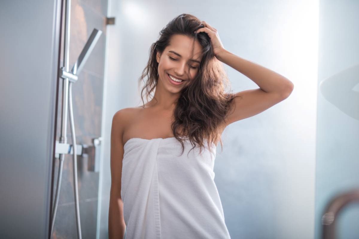 افضل مرطب للشعر بعد الاستحمام