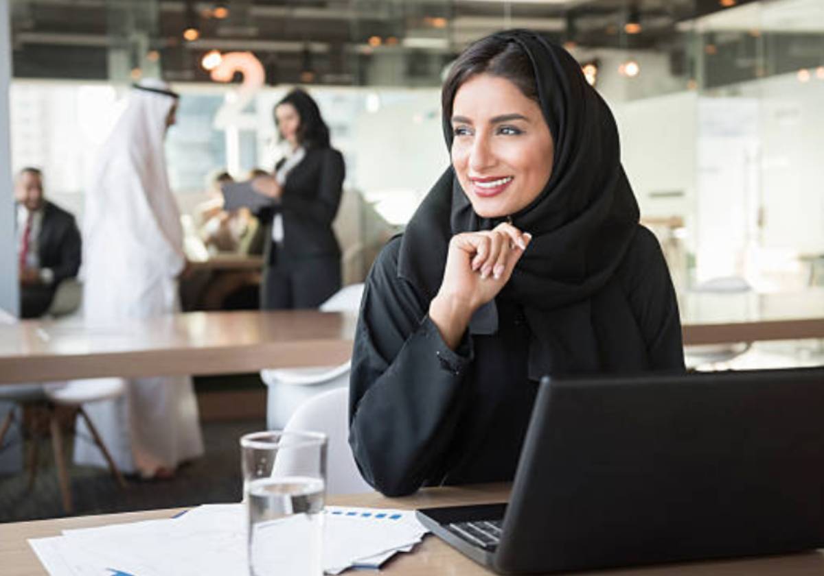 صفات العمل