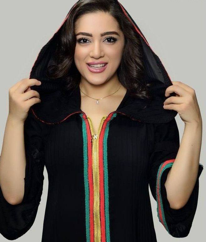كل ما تريدين معرفته من أخبار ومعلومات وصور ووثائق عن  أمينة العلي 