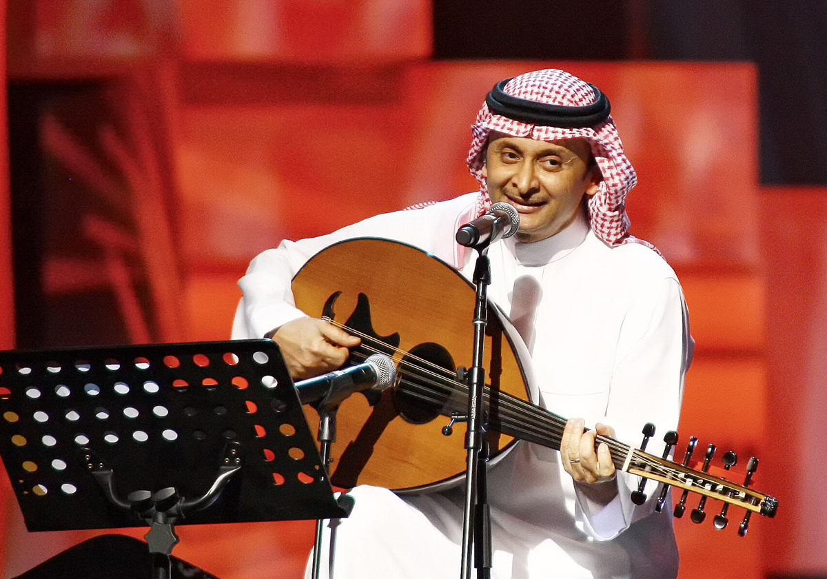 عبدالمجيد عبدالله يفاجئ جمهوره وأصالة تبكي! 