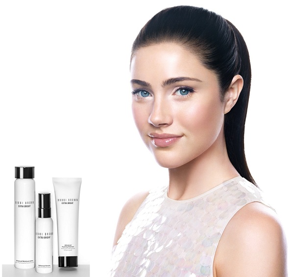 مجموعة Extra Bright Skincare بوبي براون الجديدة