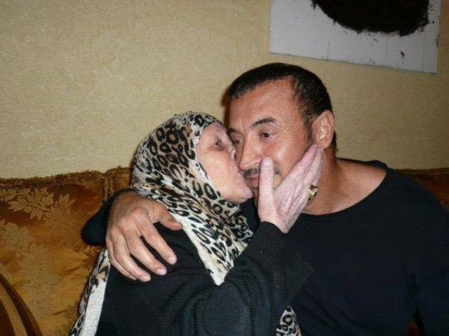 كاظم الساهر وعيد الأم