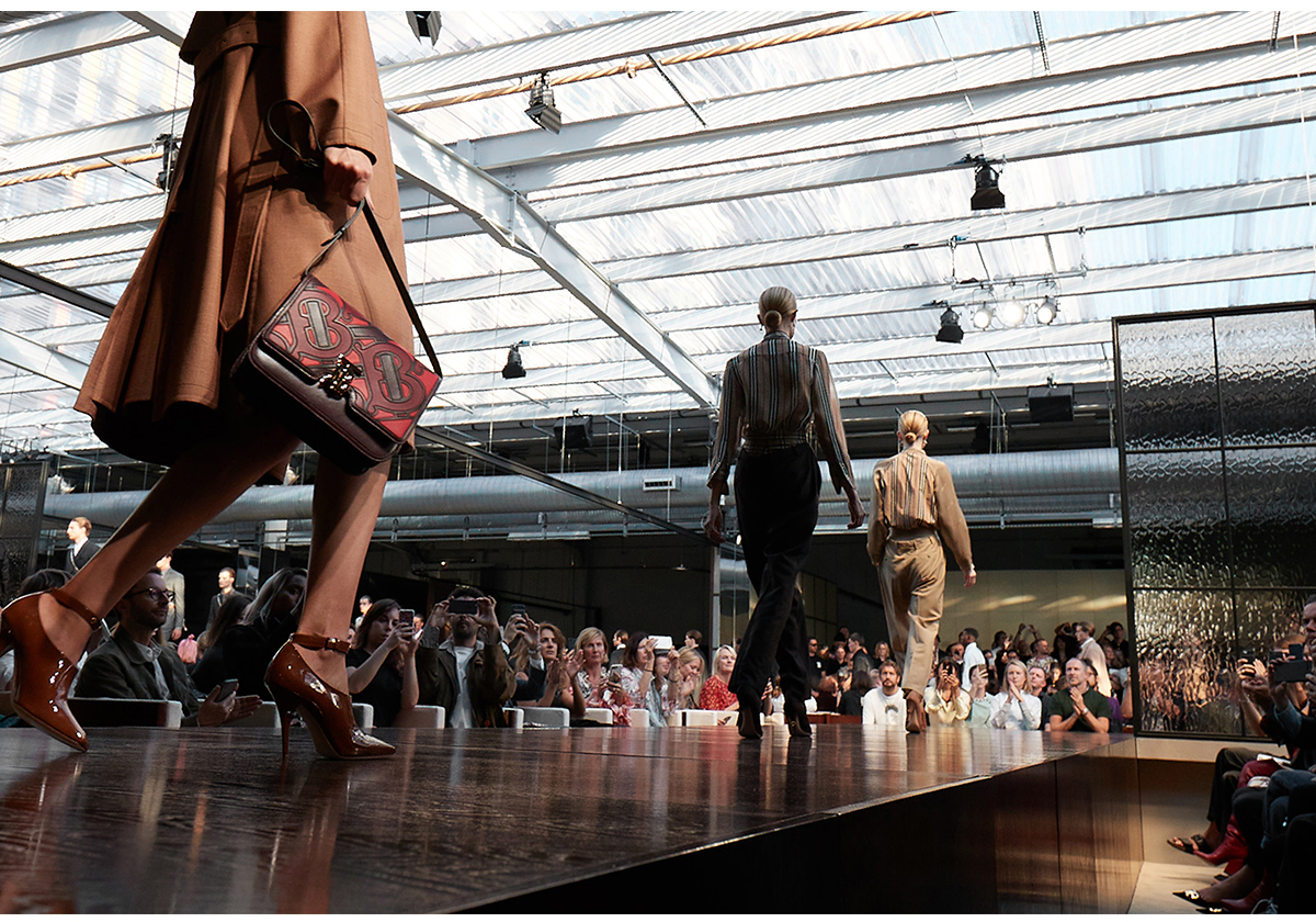 ازياء Burberry لصيف 2019