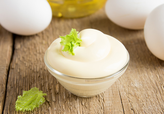 استعمالات غريبة للمايونيز
