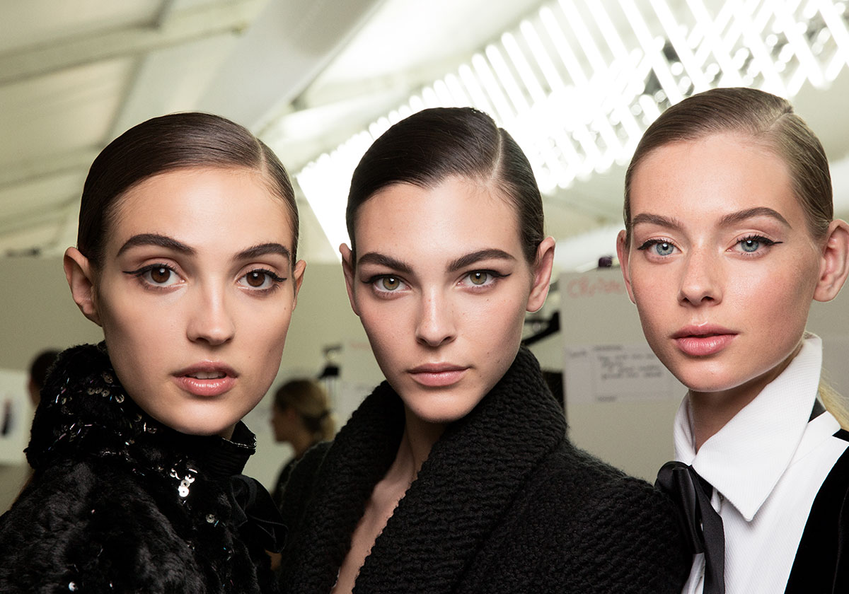  كواليس مكياج CHANEL خلال أسبوع الهوت كوتور في باريس لشتاء 2020