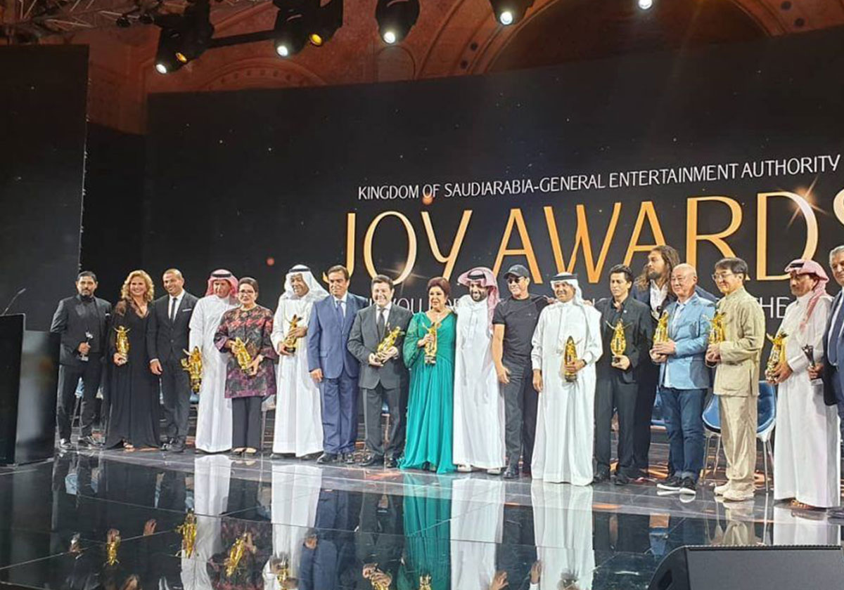 تركي آل شيخ يكرّم مشاهير العالم في حفل Joy Awards في الرياض