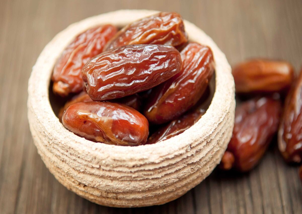 عدد السعرات الحرارية في التمر الخلاص