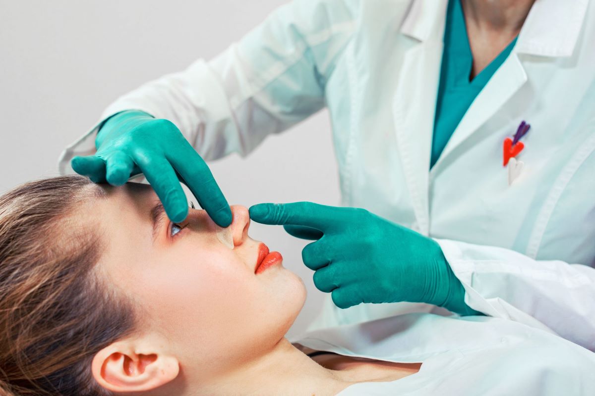 تجربتي مع عملية تجميل الانف