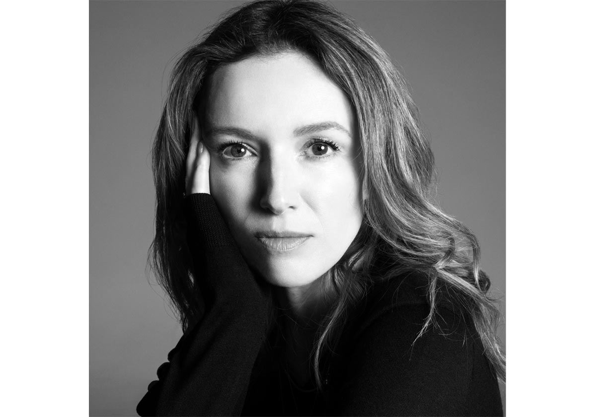 المصممة Clare Waight keller تنضم الى عائلة جيفنشي مكان ريكاردو تتشي