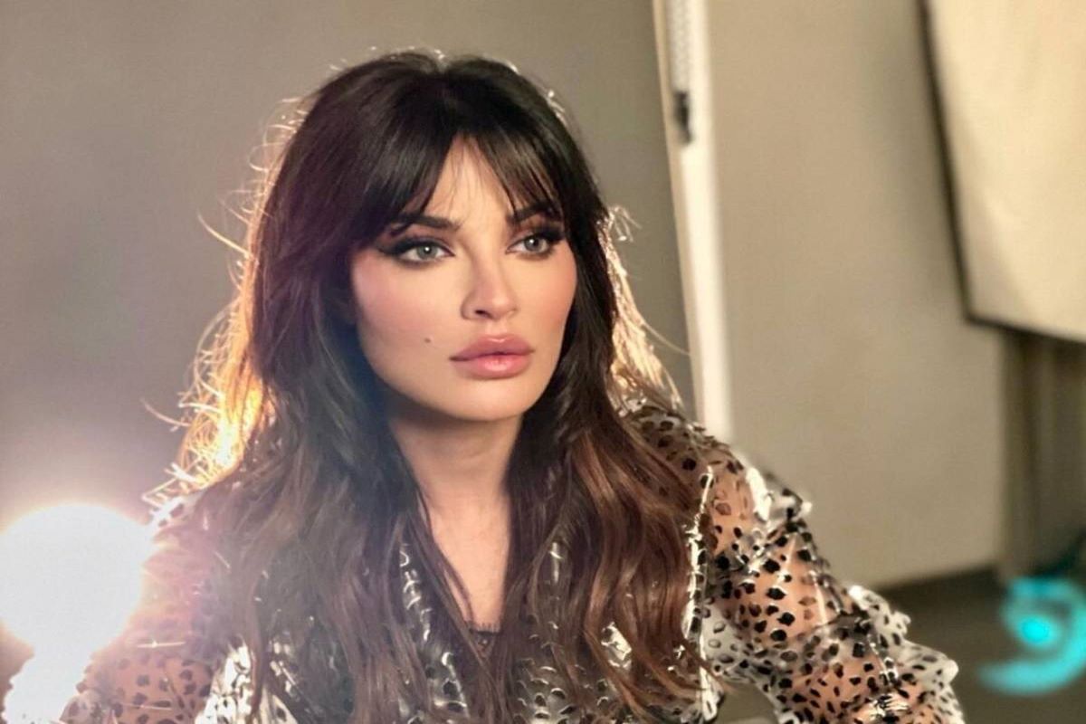 نادين نجيم قبل عمليات التجميل