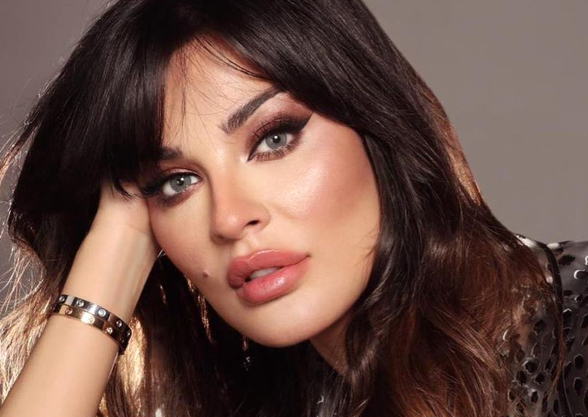 حيل مكياج سرية تبرز إطلالة نادين نجيم الطبيعية التي تبدو فيها من دون مكياج