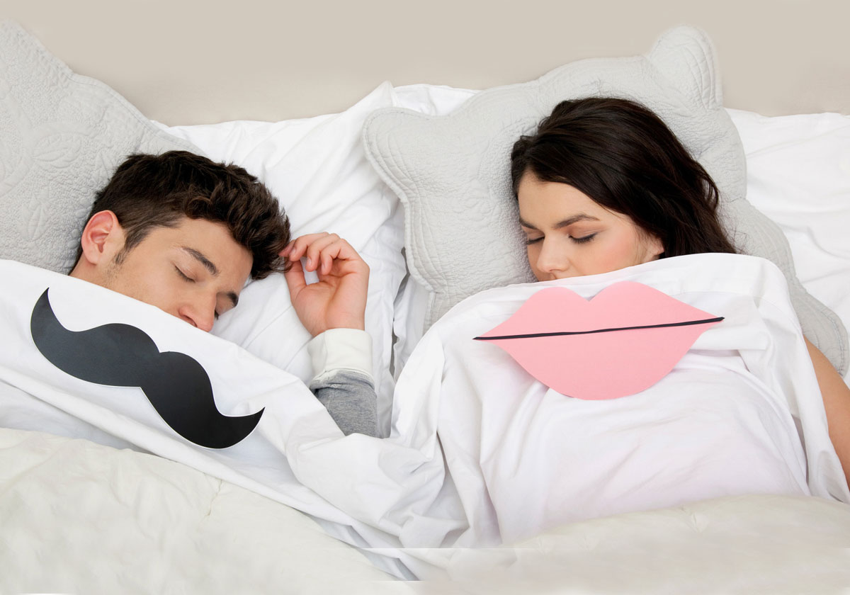الرجال يحلمون بطريقة مختلفة عن النساء! العلم يكشف حقيقة ما يراودهم خلال الليل!